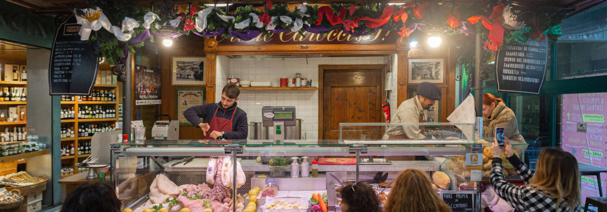 La bottega di Bambi al piano terra del Mercato Centrale di Firenze